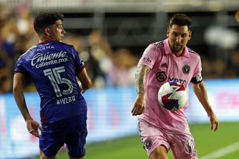 ميسي يهدر ركلة جزاء وإنتر ميامي يتلقى هزيمة قاسية أمام شارلوت