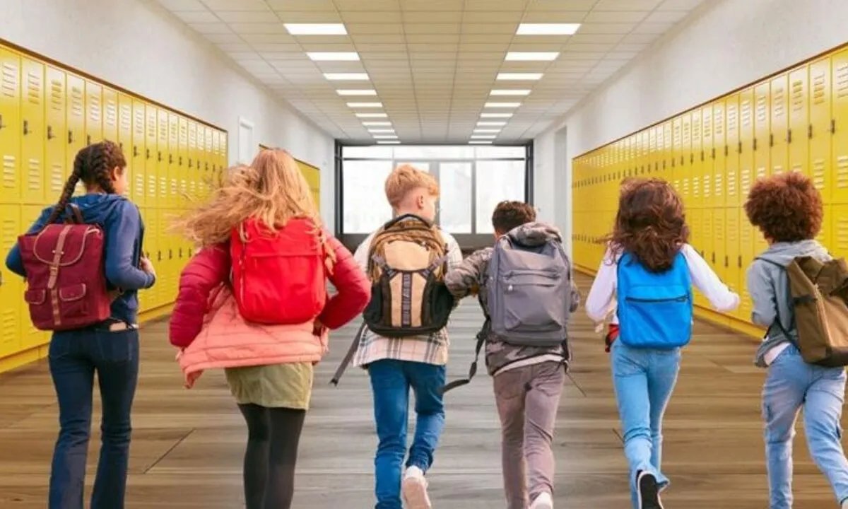 لماذا يهرب الطلاب من مدارسهم؟ نظرة على أسباب الظاهرة وتأثيراتها وحلولها