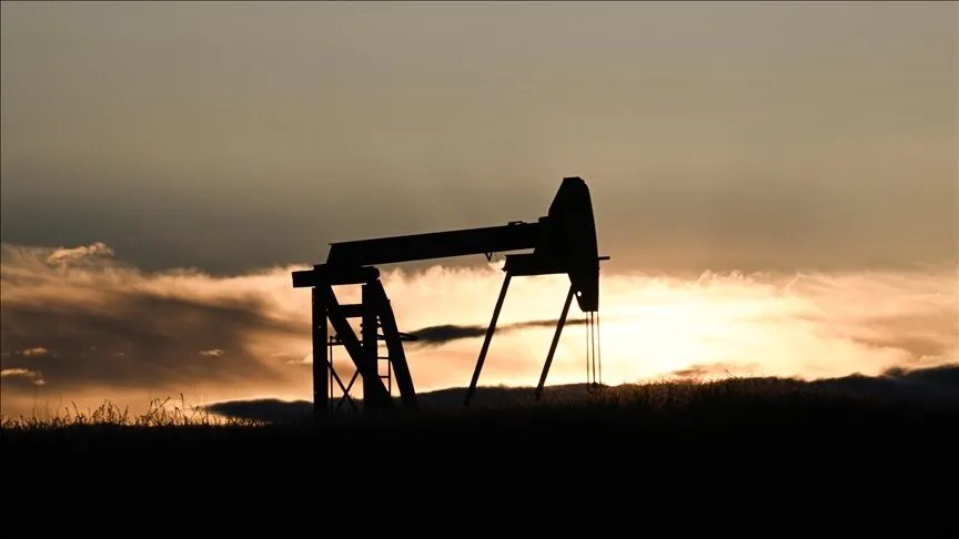 عقد نفطي سوري روسي: هل تستفيد دمشق أم موسكو؟ تحليل لاتفاقية "إس تي جي إنجينيرنغ"