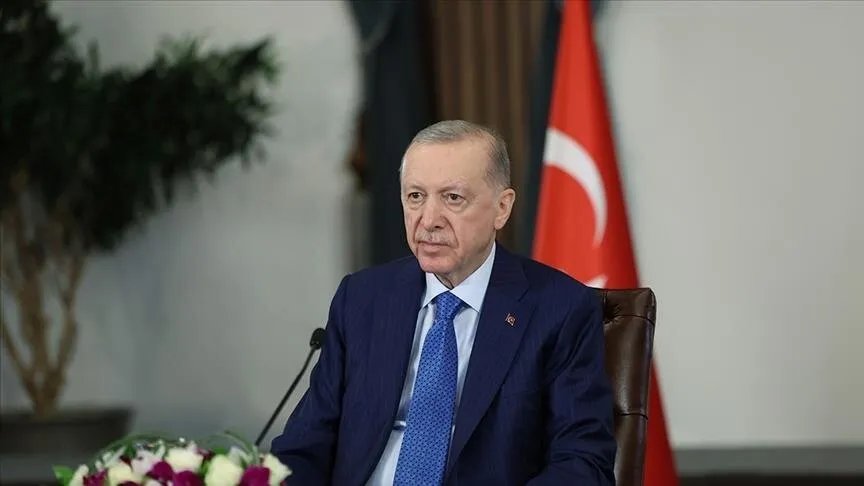 أردوغان يدعو إلى تكثيف الضغوط الدبلوماسية والعقوبات على إسرائيل في قمة الدوحة