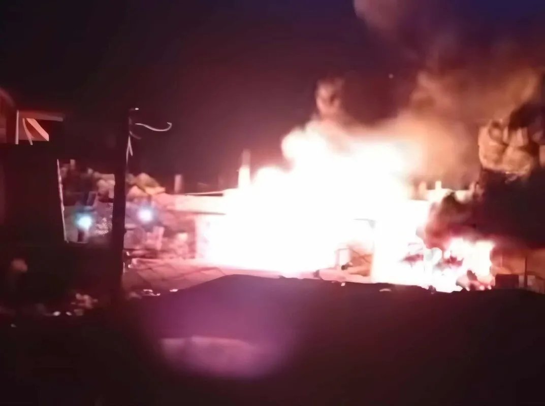 درعا: اشتباكات عنيفة بالأسلحة الثقيلة في طفس تخلف قتلى وجرحى وحرائق