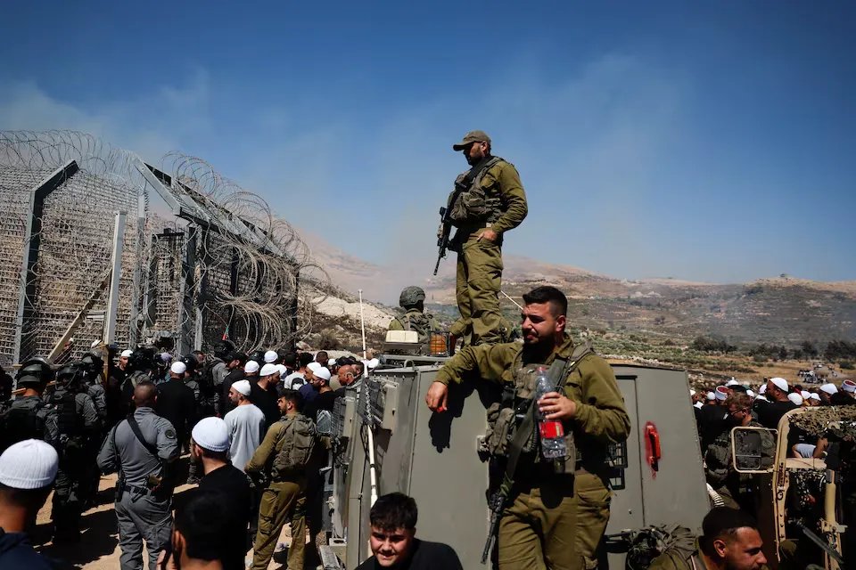 ضغوط أمريكية تدفع سوريا وإسرائيل نحو اتفاق أمني محدود