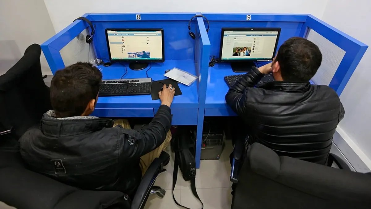 طالبان تحظر الإنترنت في ولاية بلخ الأفغانية بحجة "منع الفجور"