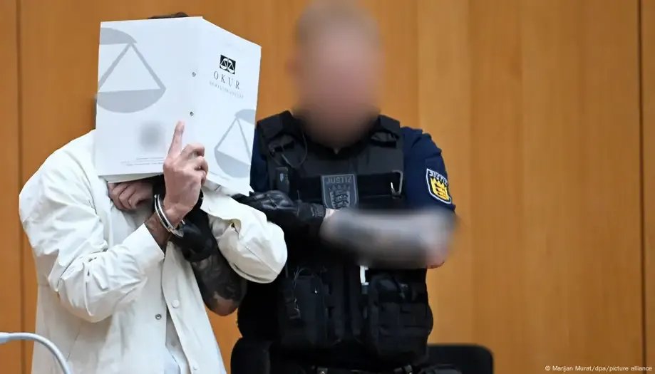 ألمانيا: السجن المؤبد لأفغاني قتل شرطياً في هجوم على تجمع معاد للإسلام