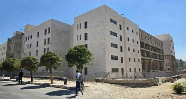 بعد توقف دام أشهراً: استئناف العمل في مشروع توسعة كلية العلوم بجامعة دمشق