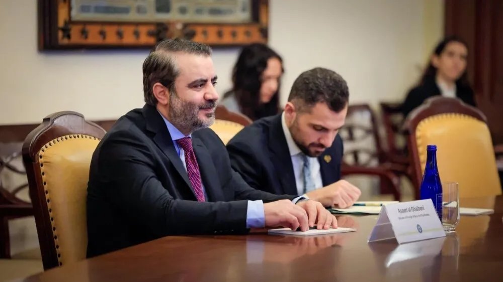 الشيباني يبحث في واشنطن سبل دمج الاقتصاد السوري في النظام المالي العالمي