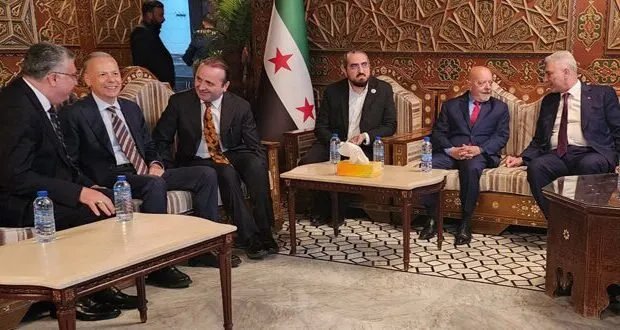 وزير الاقتصاد السوري يبحث تعزيز العلاقات التجارية مع نظيره التركي في دمشق