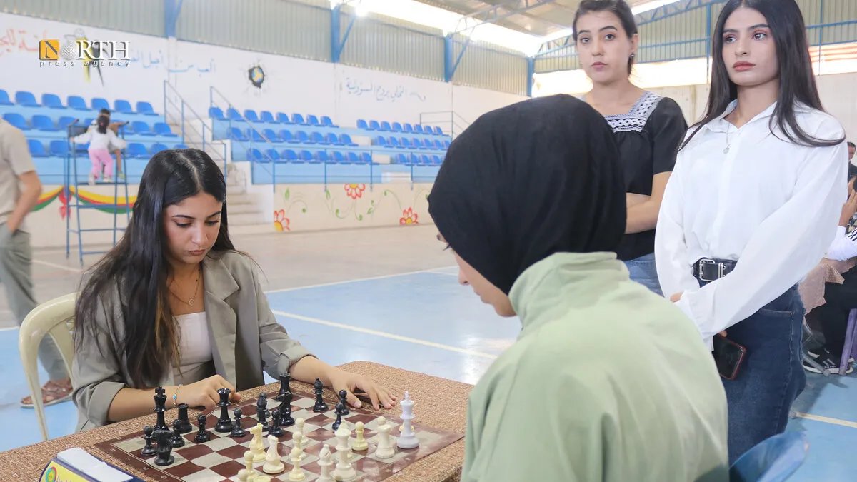 انطلاق منافسات بطولة شمال شرقي سوريا للشطرنج في كوباني بمشاركة واسعة