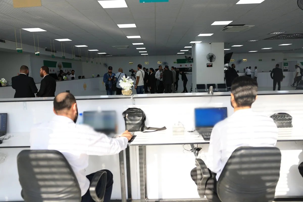 مصادر تكشف: ازدحام فروع الهجرة والجوازات "حالة طبيعية" وإجراءات جديدة قريباً