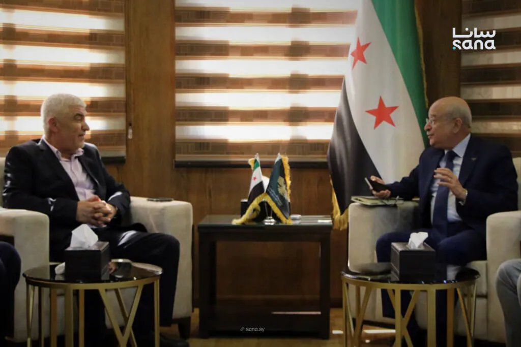 سوريا وتركيا تبحثان تسهيل عبور الشاحنات وتنشيط حركة النقل عبر المعابر