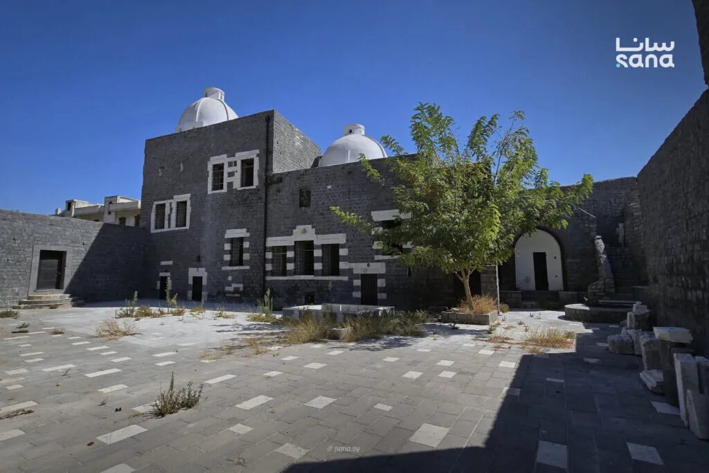 قصر مفيد الأمين: تحفة معمارية في حمص القديمة تستغيث لإنقاذها