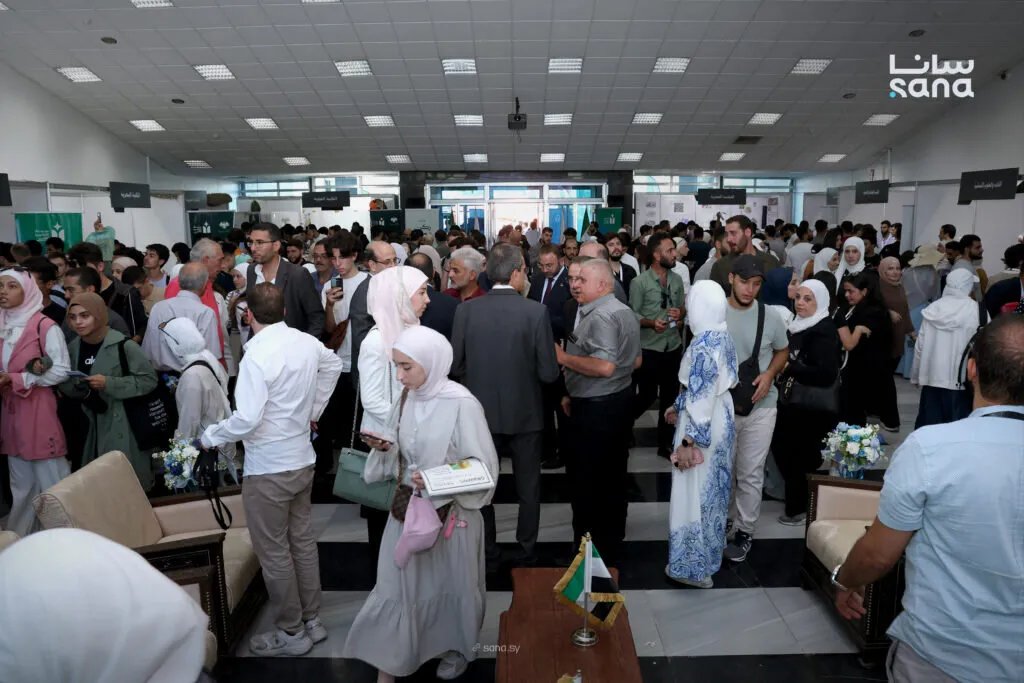 إقبال واسع على ملتقى "وجهتك الأكاديمية" باستقطاب 44700 زائر لدعم الطلاب في اختيار التخصصات الجامعية