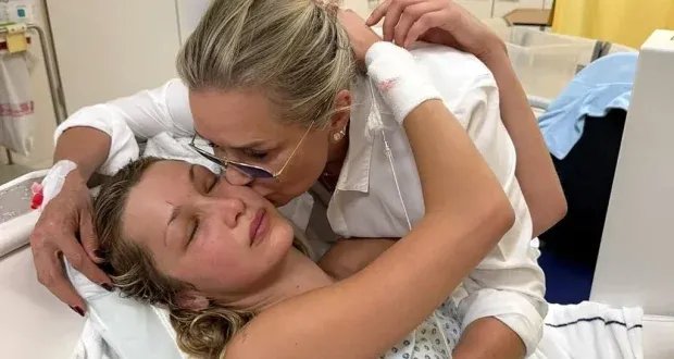 بيلا حديد ومعاناتها مع مرض لايم: الأعراض، التشخيص، والمشاهير المصابون