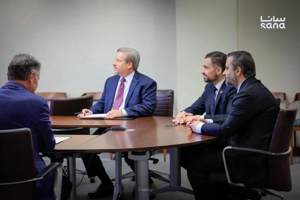 وزير الخارجية يبحث في واشنطن تعزيز الحوار مع اللجنة الأمريكية للحريات الدينية العالمية