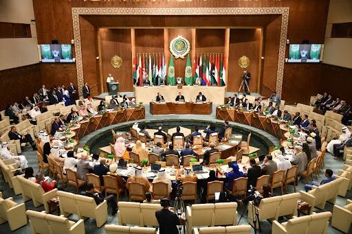 البرلمان العربي يدين جرائم الاحتلال في غزة ويؤيد تقرير الأمم المتحدة حول الإبادة الجماعية