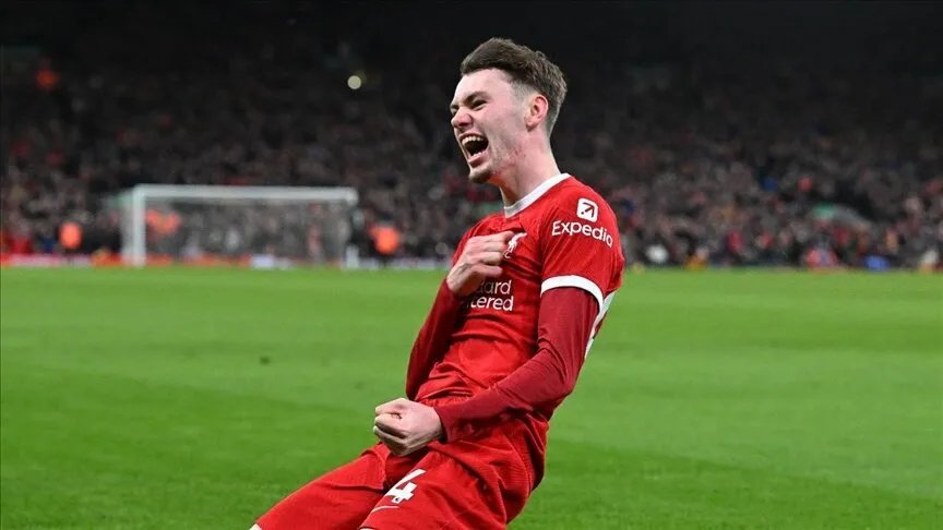 ليفربول يشدد قبضته على صدارة الدوري الإنجليزي بفوز صعب على إيفرتون