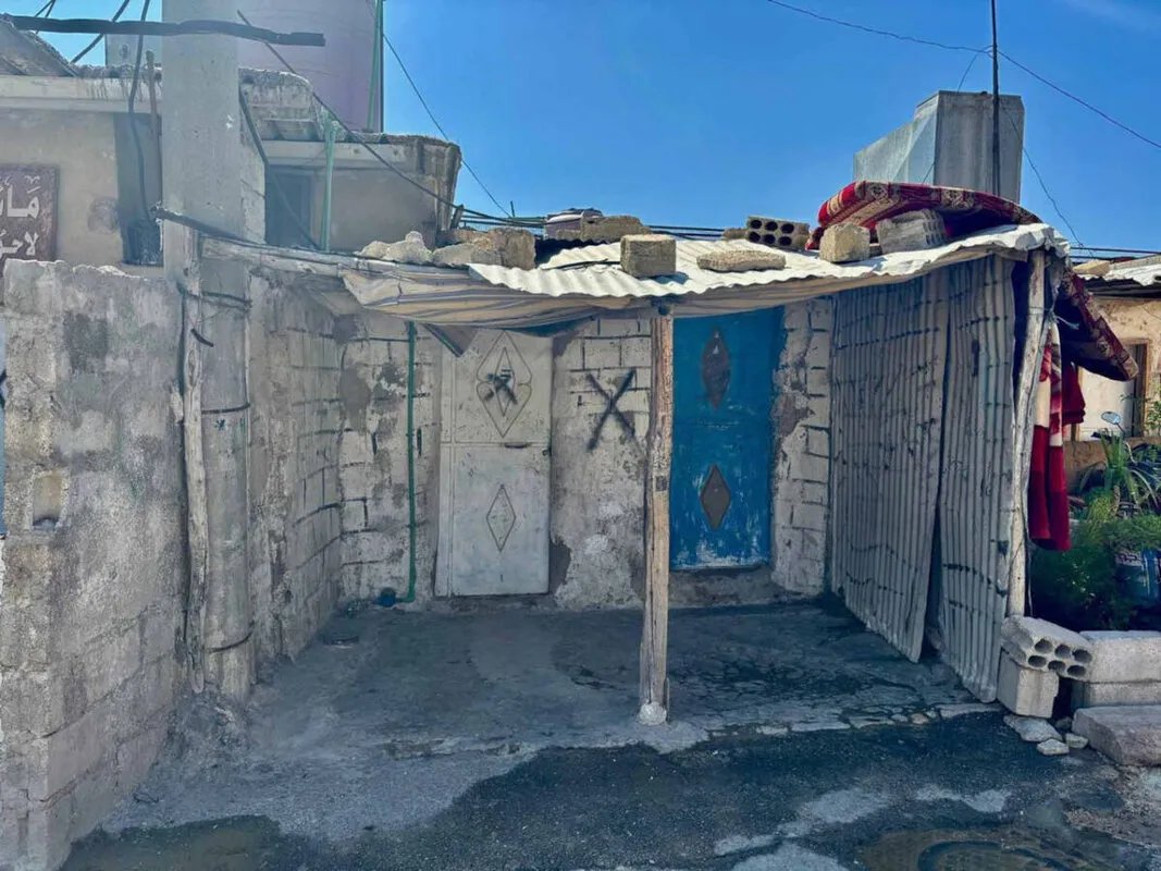 نزاعات الملكية التاريخية تتجدد مع عمليات الإخلاء في حي السموريّة ذي الأغلبية العلوية