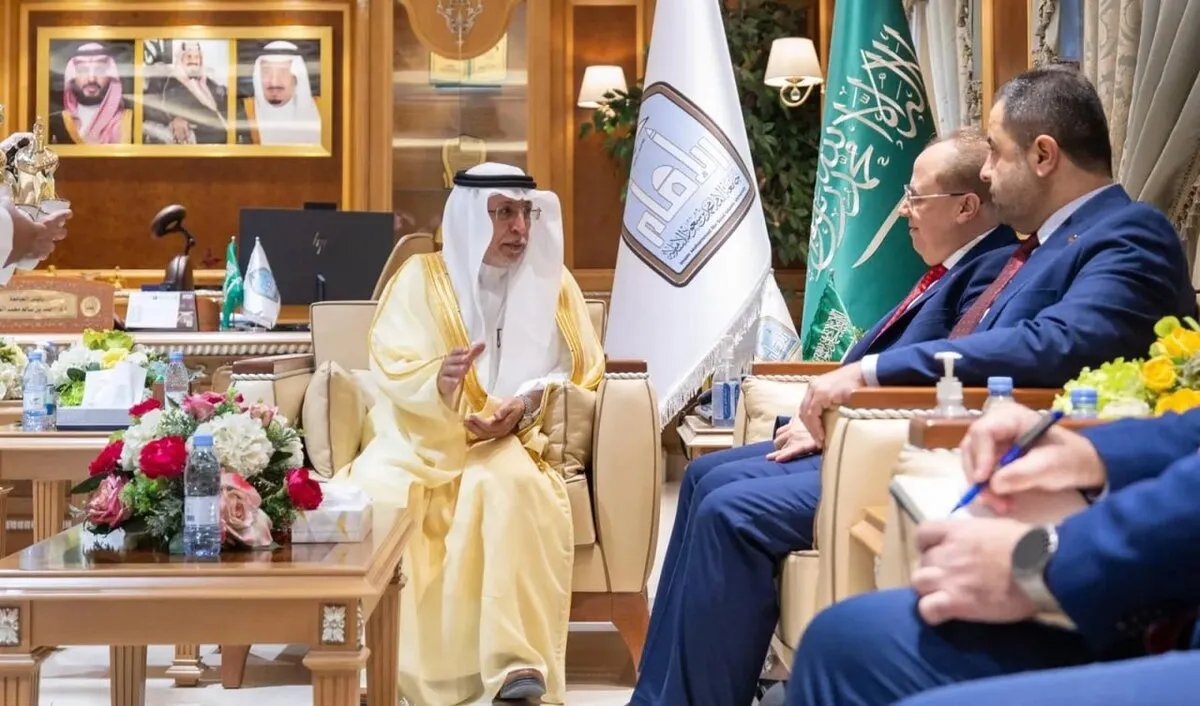 جامعة الإمام محمد بن سعود تتطلع لشراكات أكاديمية مع الجامعات السورية