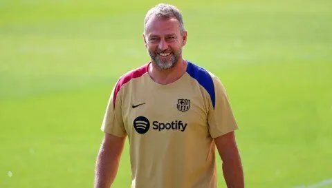 فليك يوجه سهامًا ذكية لريال مدريد بشأن الكرة الذهبية