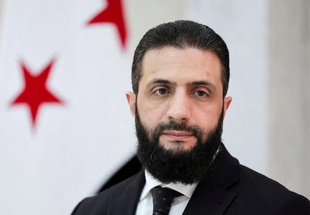 الرئيس الشرع يدعو إلى صفحة جديدة في العلاقات السورية الأمريكية بعد رفع العقوبات