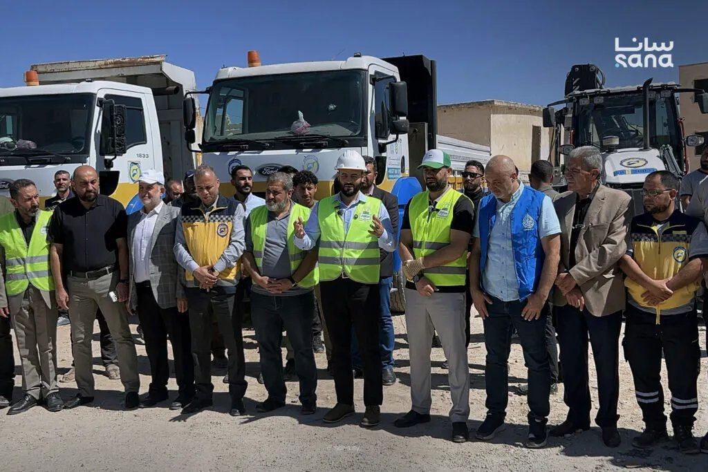 حملة "ساهم فيها" تنطلق في تل رفعت لإزالة الأنقاض وتسهيل عودة الحياة