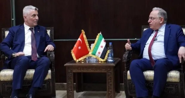 سوريا وتركيا تتجهان نحو تعزيز التعاون المالي والاستثماري: مباحثات لدعم الاقتصاد وإعادة الإعمار