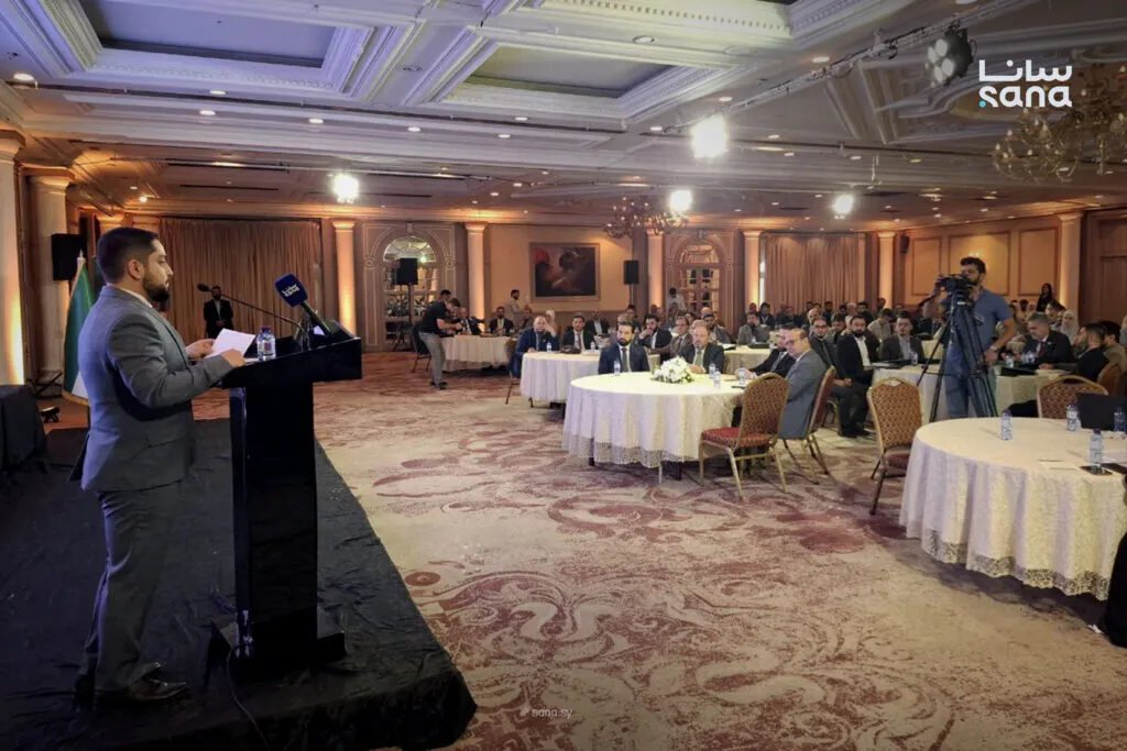 وزارة التنمية الإدارية تناقش قانون الخدمة المدنية الجديد في ندوة حوارية موسعة