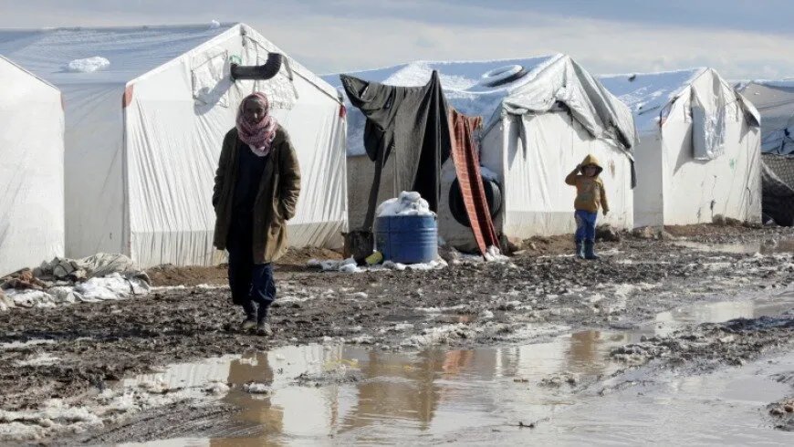 حملة "الوفاء لإدلب": هل تنجح في تحويل خيام النازحين إلى بيوت دائمة؟