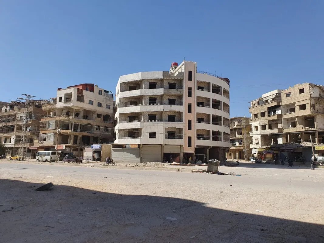 حرستا تنتفض: لجان شعبية تطوعية تتصدى للتحديات الأمنية والخدمية في الأحياء المتضررة