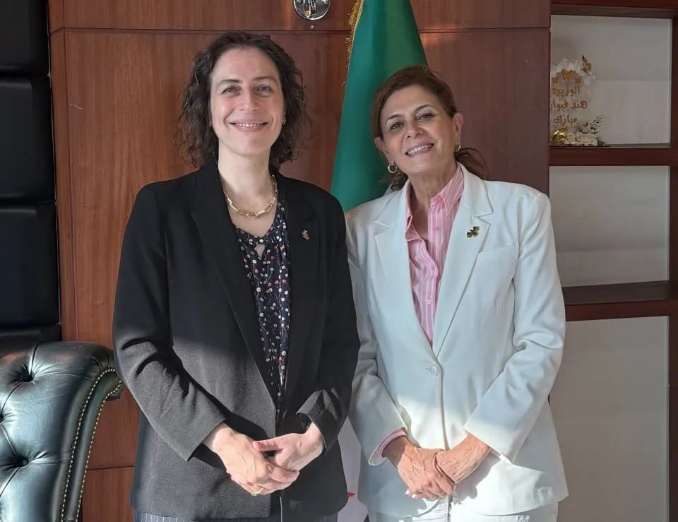 المبعوثة البريطانية: المملكة المتحدة تجدد التزامها بدعم الشعب السوري في مواجهة التحديات