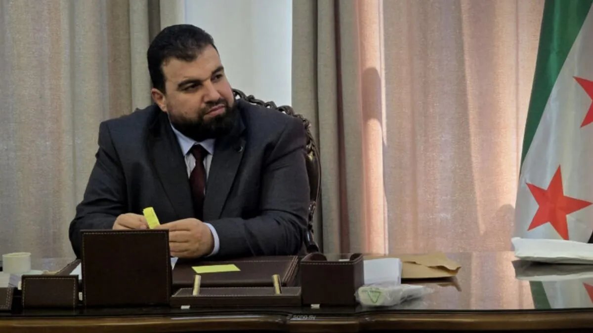 محافظ السويداء ينفي التعامل مع "اللجنة القانونية" ويؤكد على أهمية الاتفاق الثلاثي