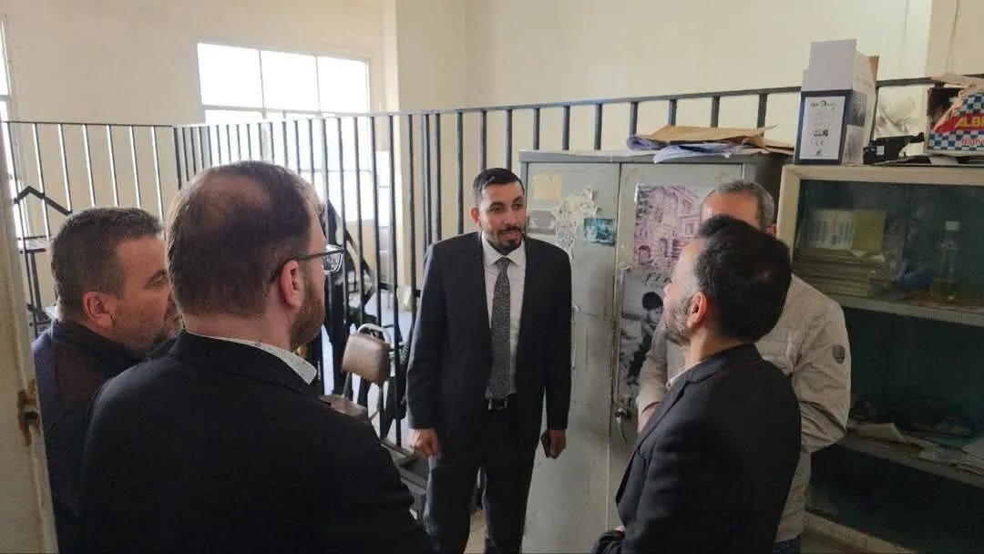 ازدحام شديد في بريد طرطوس: حلول عاجلة لتسليم رواتب المتقاعدين