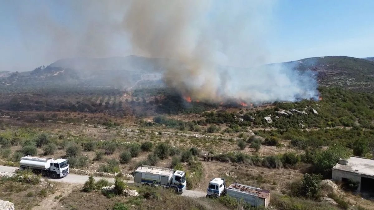 الدفاع المدني يكافح حرائق اللاذقية وحمص لليوم الرابع وسط صعوبات