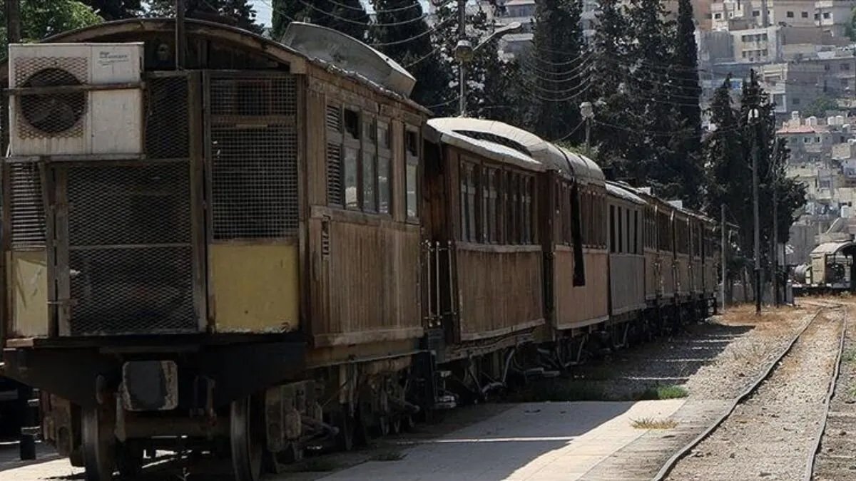 تركيا تدعم إحياء خط سكة الحجاز في سوريا: تعاون إقليمي لتعزيز النقل