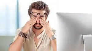 الإجهاد الرقمي يهدد بصر اليافعين: كيف نحمي أطفالنا من خطر الشاشات؟