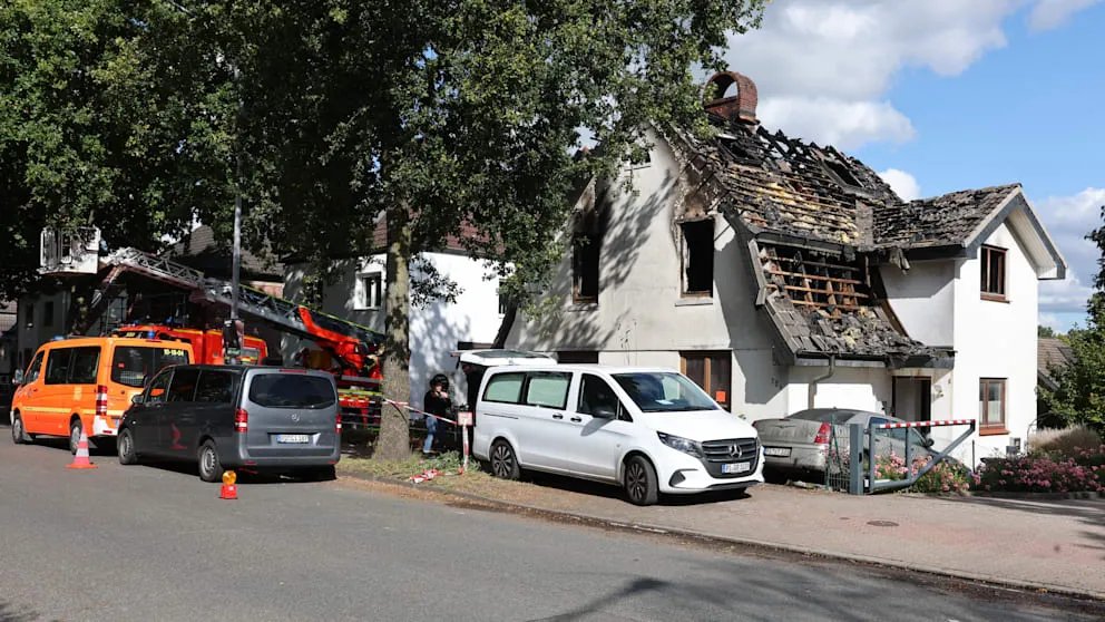 فاجعة في ألمانيا: العثور على جثة طفلة في منزل محترق بولاية شليسفيغ-هولشتاين