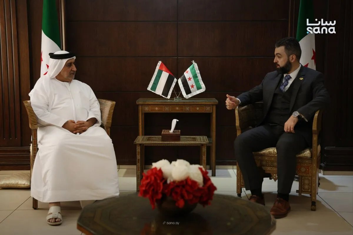 وزير الإدارة المحلية السوري والسفير الإماراتي يبحثان تعزيز التعاون الثنائي في دمشق