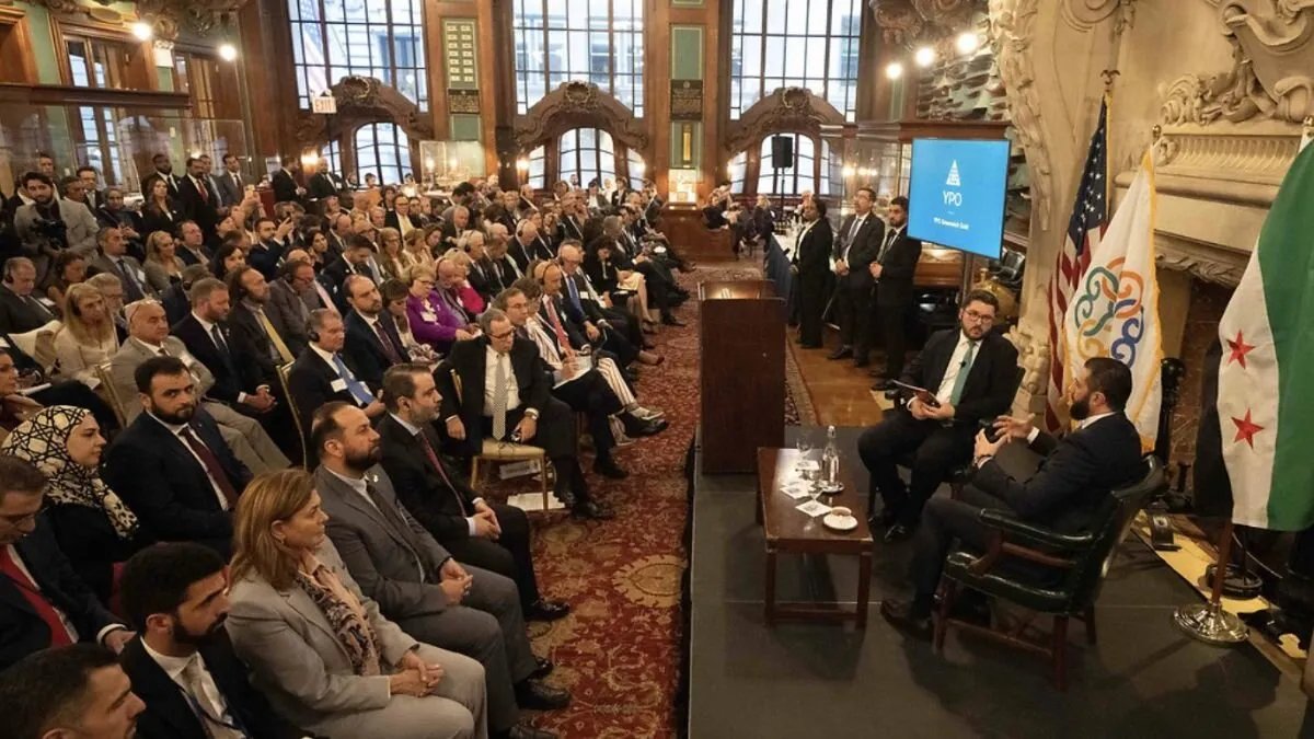 الشرع يحذر من اضطرابات إقليمية ما لم يتم التوصل إلى اتفاق أمني مع إسرائيل