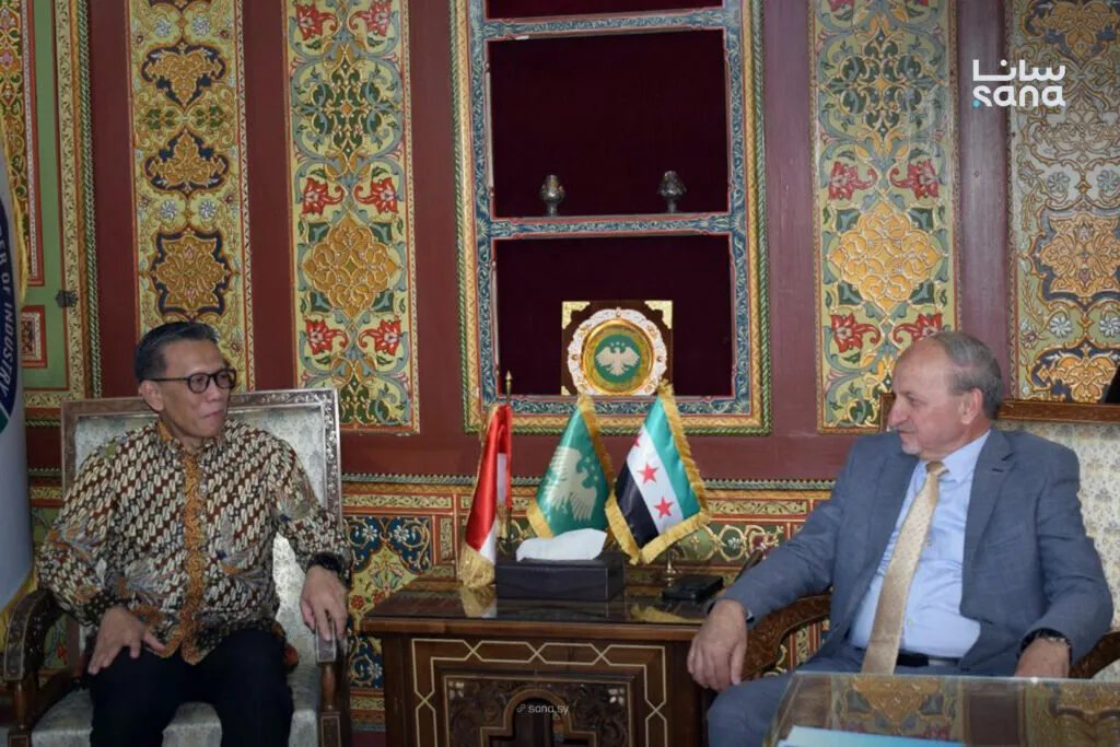 سوريا وإندونيسيا تبحثان تعزيز التعاون الاقتصادي في مجال الطاقة