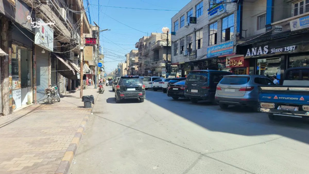 القامشلي تختنق: ازدحام مروري خانق يهدد حياة السكان ويدعو إلى تدخل عاجل