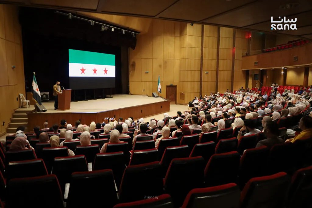 مجلس مدينة حماة ونقابة المهندسين يناقشان مشاريع إعادة الإعمار المتضررة