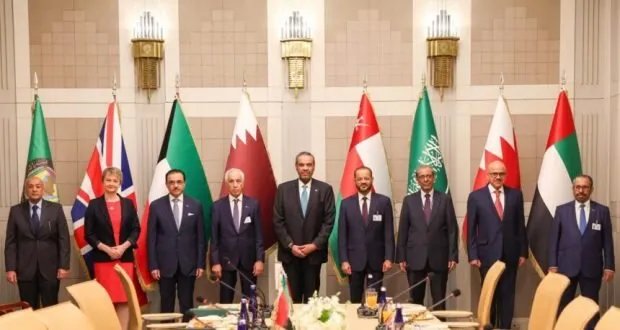 مجلس التعاون الخليجي وبريطانيا يؤكدان التزامهما بدعم استقرار وازدهار سوريا