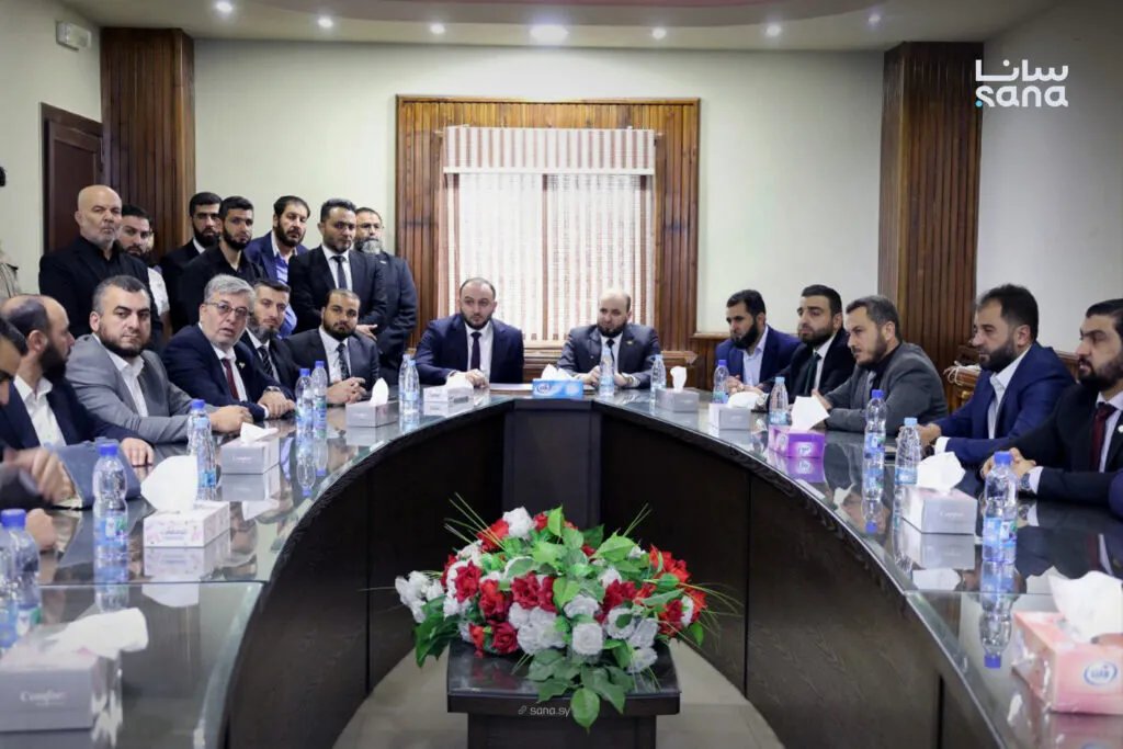 وزير الطاقة يبحث في حمص تطوير إنتاج الغاز مع الشركة السورية للغاز