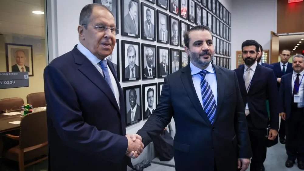 الشيباني ولافروف يبحثان العلاقات السورية الروسية في نيويورك