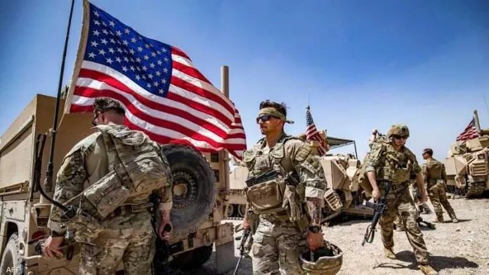 البنتاغون ينفي الانسحاب الكامل من سوريا ويكشف عن "إعادة توزيع" للقوات وسط تقارير عن إخلاء قواعد