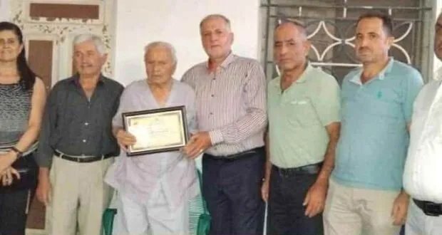 تكريم المربي الفاضل إسماعيل الشيخ في طرطوس: تقدير لعقود من العطاء في خدمة التعليم