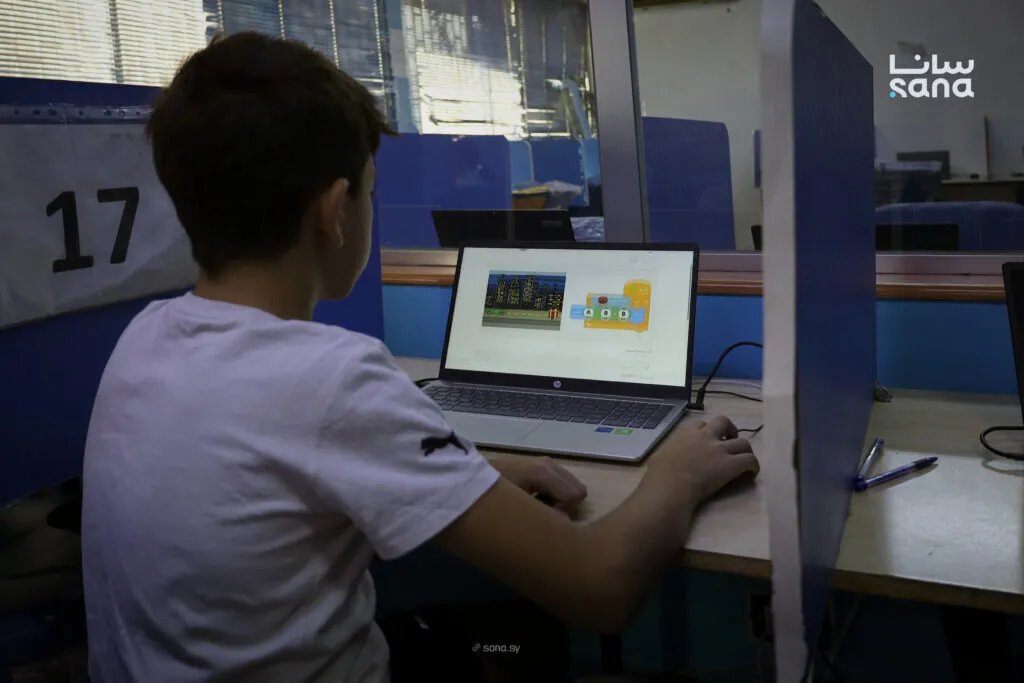 تنافس حاد بين 842 طالباً سورياً في اختبارات الماراثون البرمجي للصغار واليافعين 2025