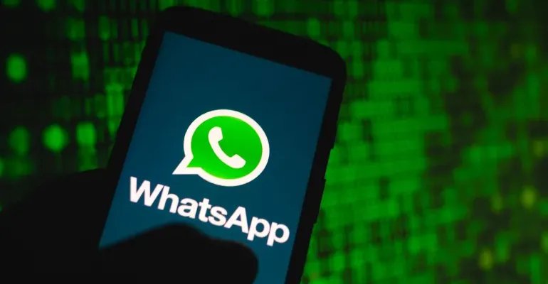 واتساب يُحدث ثورة في التواصل بترجمة فورية للرسائل