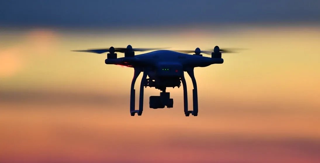 مطار فرانكفورت الأكثر تضررًا: 35 حالة اضطراب جوي بسبب الطائرات بدون طيار