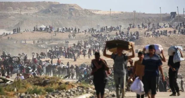 خطة ترامب المكونة من 21 بنداً لإنهاء الحرب في غزة وسط تصاعد الضحايا والقصف